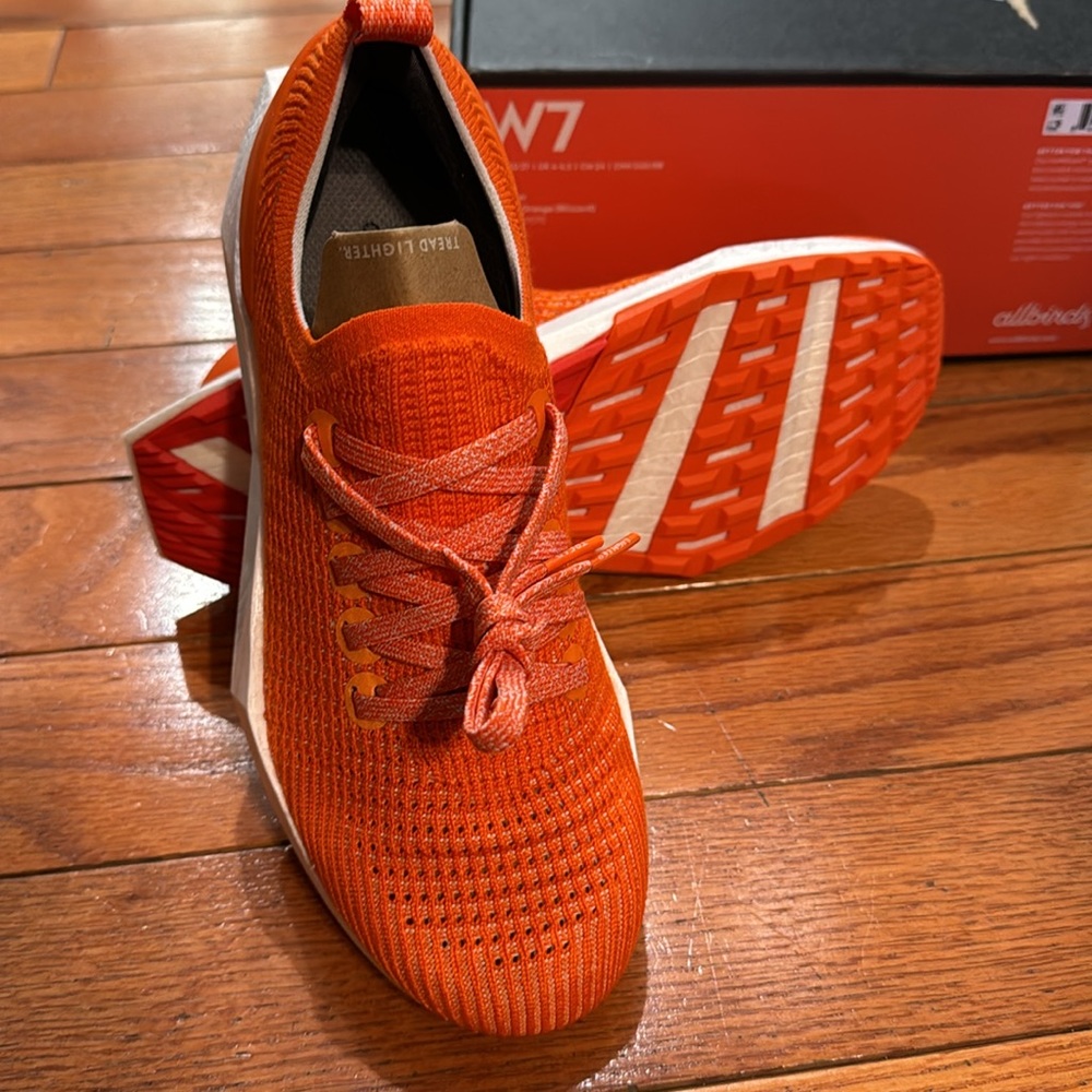 NWT Allbirds Tree Flyer 7 Buoyant Orange (Blizzard)